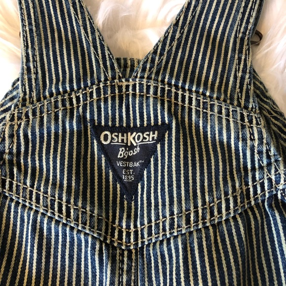 🎉Oshkosh Overalls Baby Stripe Vestbak 9 Months - Picture 4 of 6